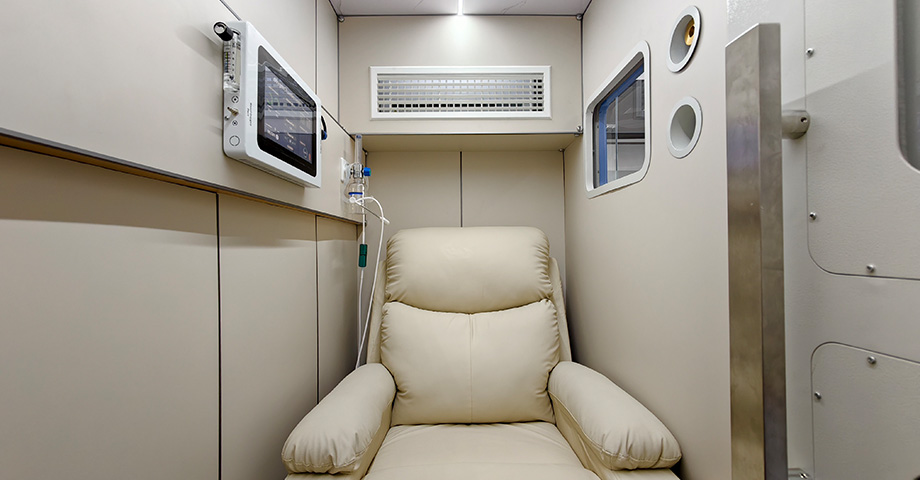 Interior design of the Hard Shell Hyperbaric Chamber