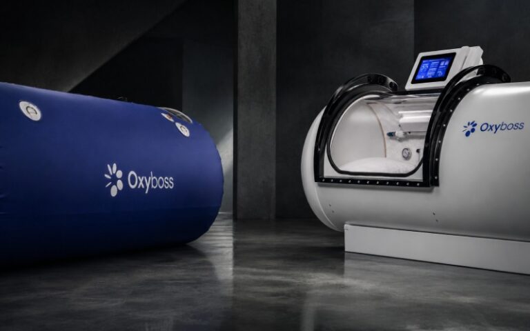 Soft and hard hyperbaric chambers contrasted