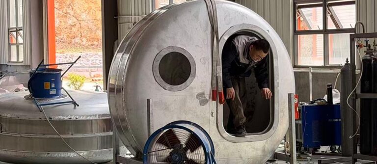 Oxyboss Hyperbaric Oxygen Chamber Factory