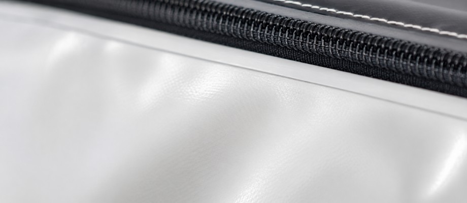 hyperbaric chamber TPU surface with zipper